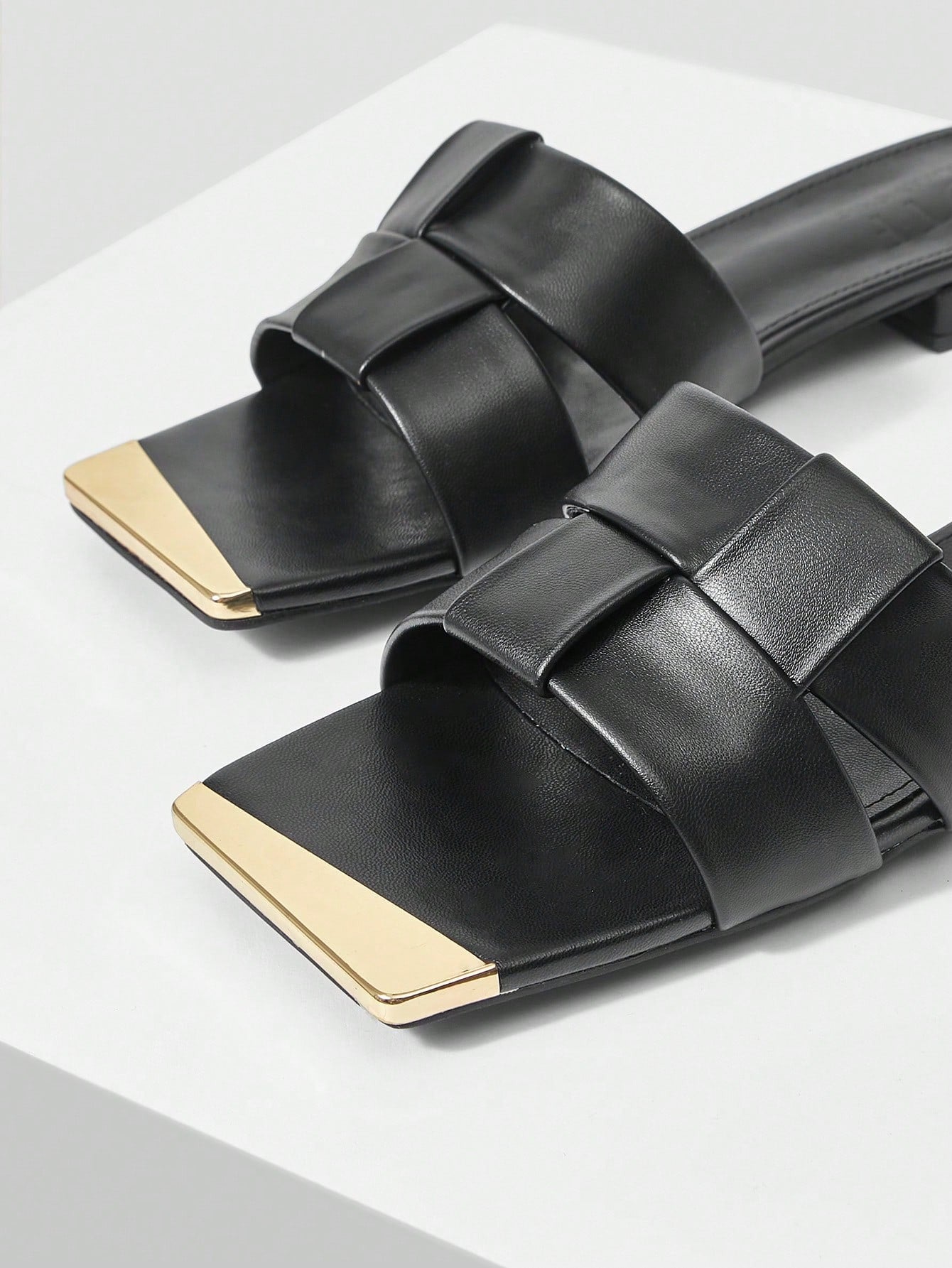 Colette Flats