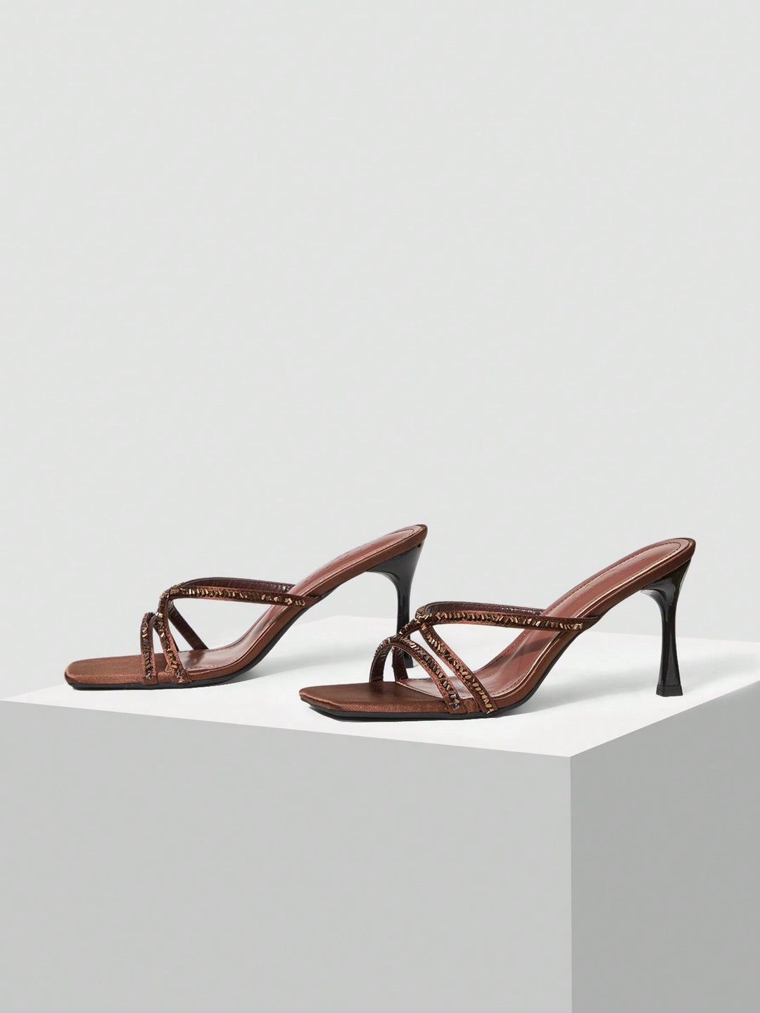 Ariana Heels
