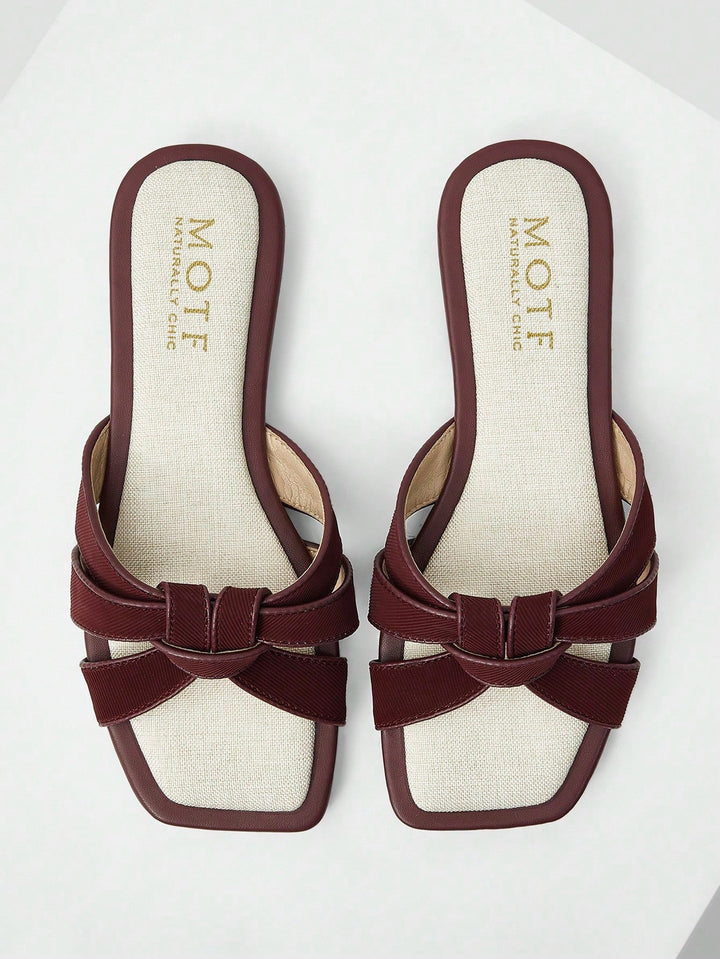 Noor Minimal Flats